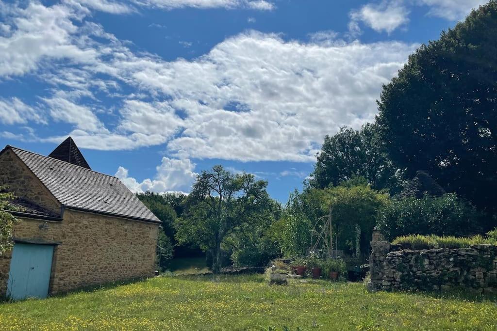 Charming 19Th Century Farmhouse With Pool Vitrac  Extérieur photo