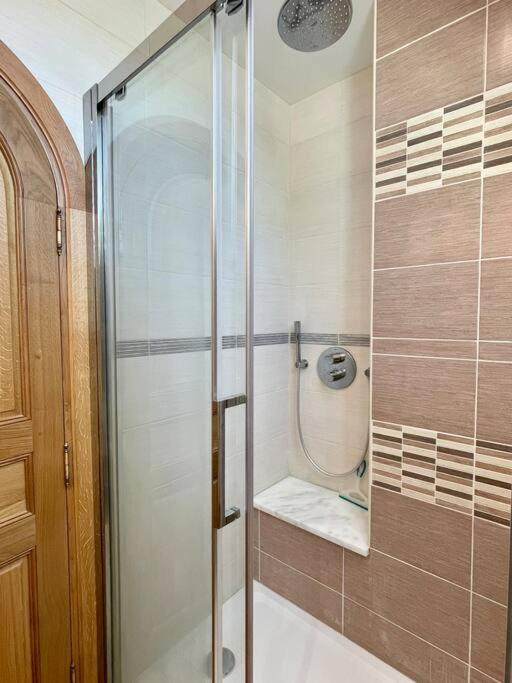 Charming 19Th Century Farmhouse With Pool Vitrac  Extérieur photo
