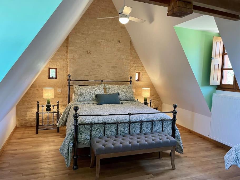 Charming 19Th Century Farmhouse With Pool Vitrac  Extérieur photo